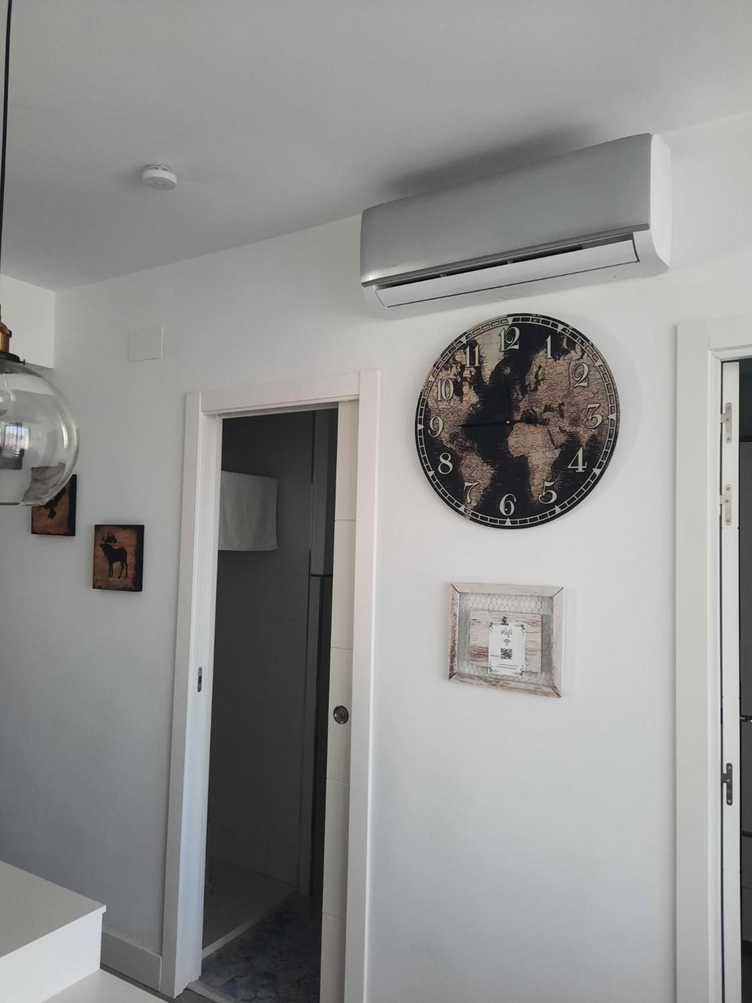 Atico Centro Con Parking Apartment *
